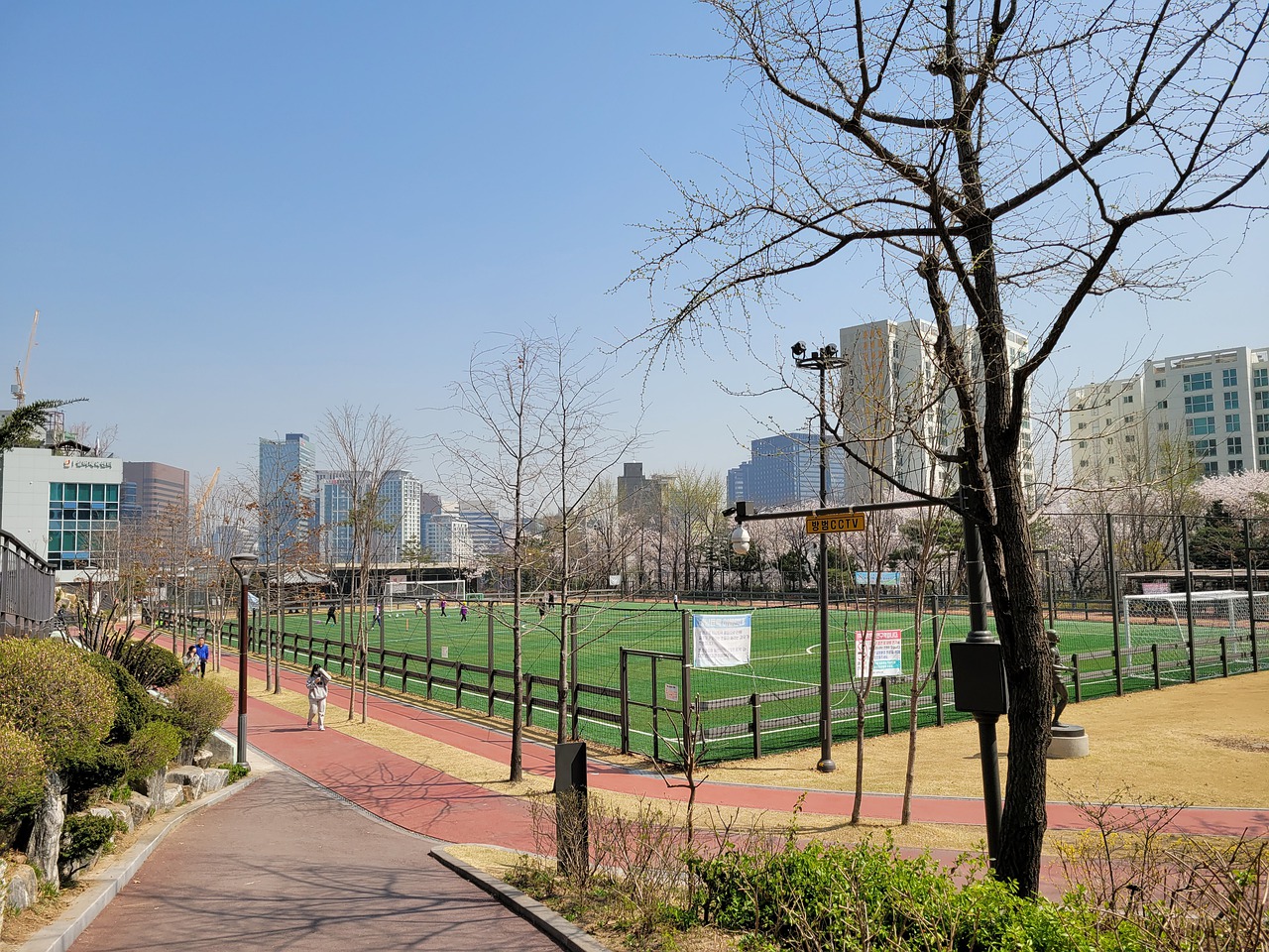 給阿仙奴敲